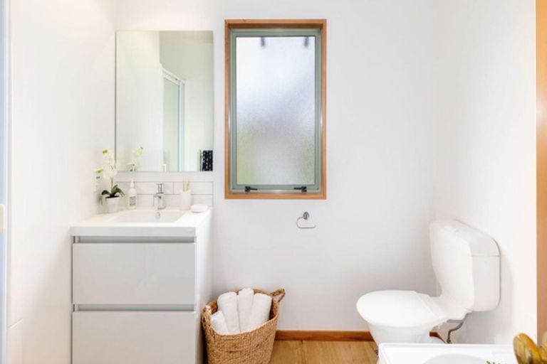 Photo of property in 1/21 Bishop Street, St Albans, Christchurch, 8014