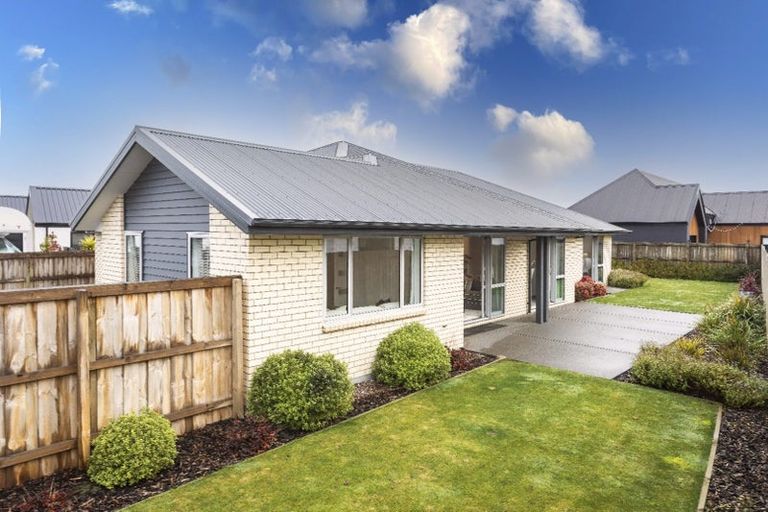 Photo of property in 20 Brooklands Street, Burwood, Christchurch, 8083