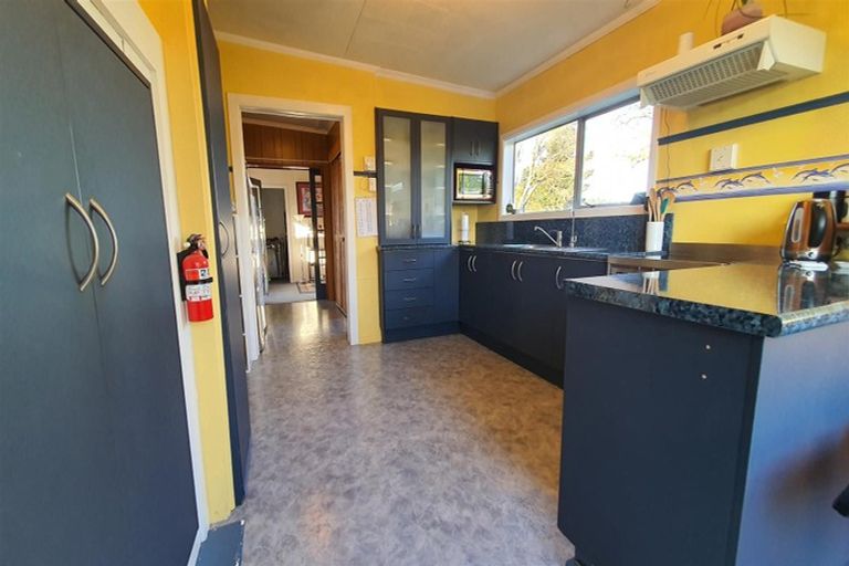 Photo of property in 18 Dobson Street, Waimate, 7924