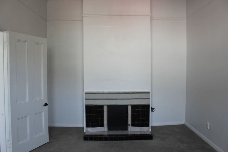 Photo of property in 12 Macbeth Street, Caversham, Dunedin, 9012