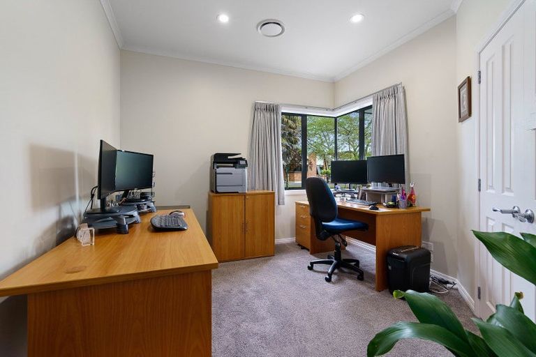 Photo of property in 2/218 Thornton Road, Cambridge, 3434