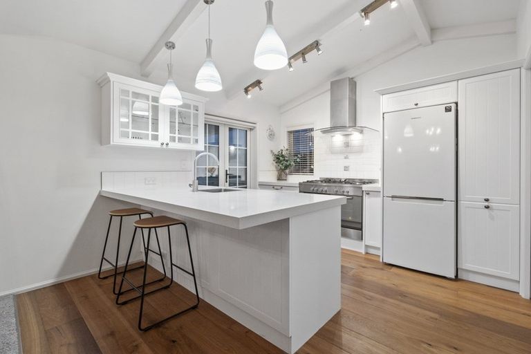 Photo of property in 21 Broadwater Close, Pyes Pa, Tauranga, 3112