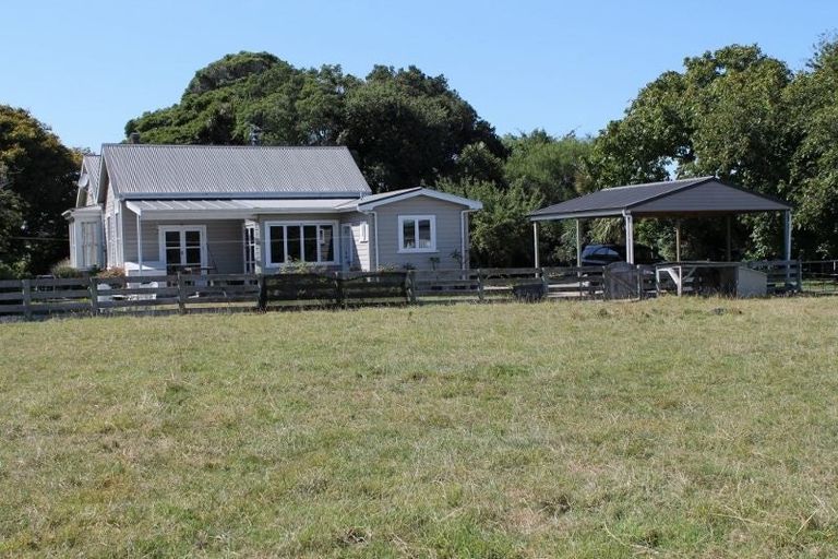 Photo of property in 23 Pinfold Road, Woodville, 4920