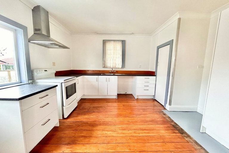 Photo of property in 33 White Street, Taradale, Napier, 4112