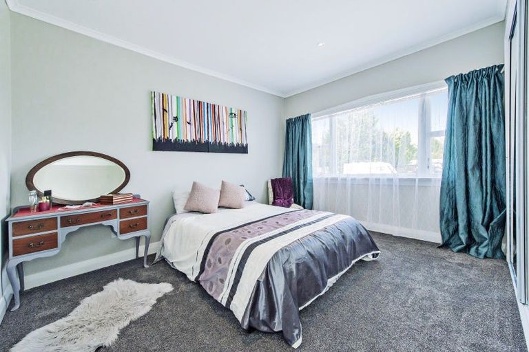 Photo of property in 10 High Street, Waddington, 7500