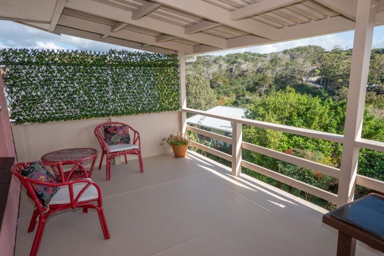 Photo of property in 5 Seaview Road, Cable Bay, 0420