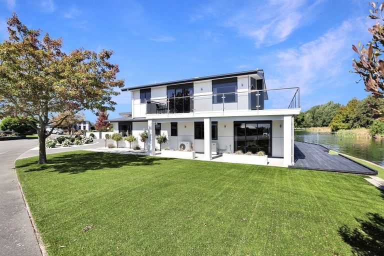 Photo of property in 2 Ludlow Drive, Huntingdon, Ashburton, 7774