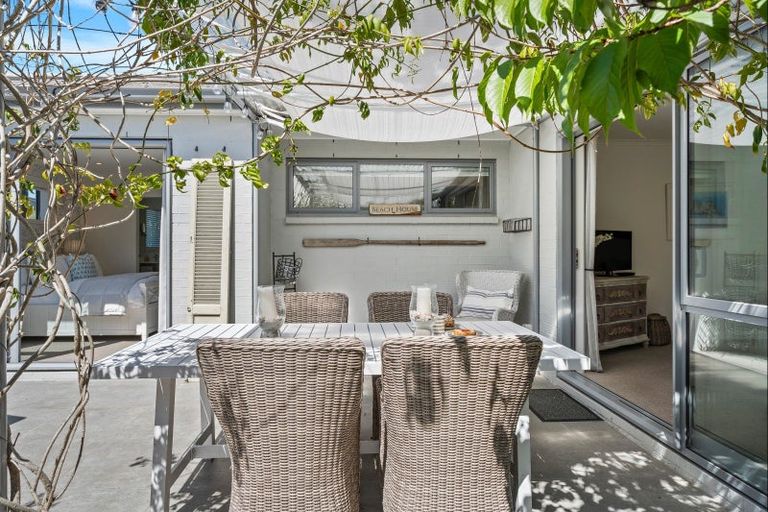 Photo of property in 46 Arabella Lane, Snells Beach, 0920