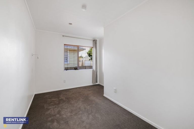 Photo of property in 19 Millers Road, Brookfield, Tauranga, 3110
