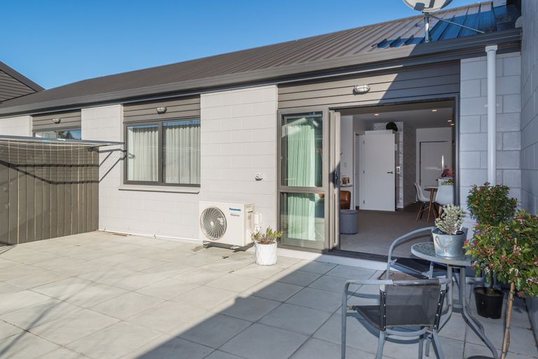 Photo of property in 3/430 Barbadoes Street, Edgeware, Christchurch, 8013