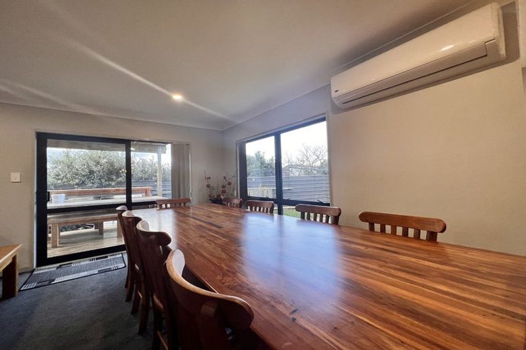 Photo of property in 6b Rippleside Place, Pahurehure, Papakura, 2113