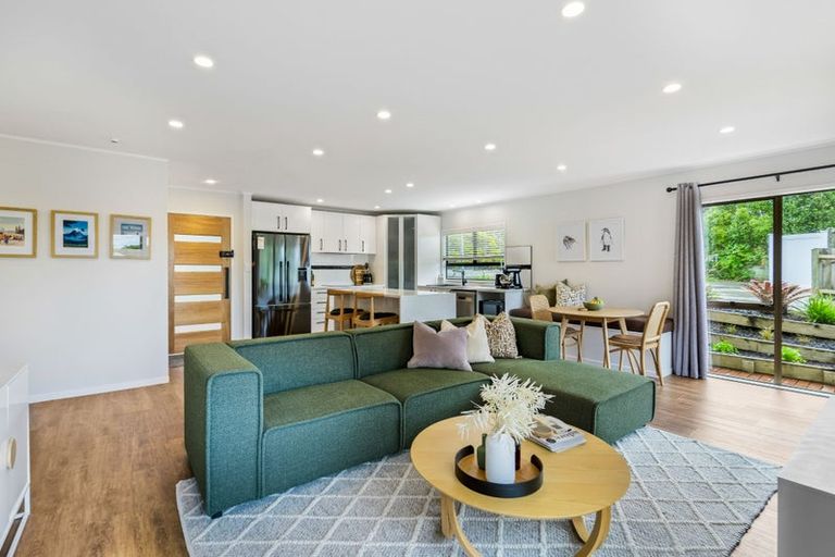 Photo of property in 46a Pah Road, Cockle Bay, Auckland, 2014