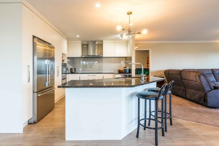 Photo of property in 14 Estates Terrace, Welcome Bay, Tauranga, 3175