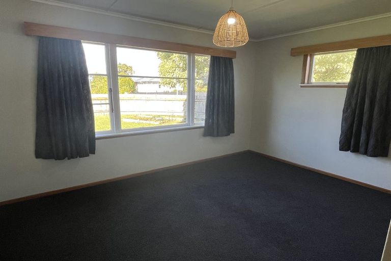 Photo of property in 14 Waterloo Crescent, Hokowhitu, Palmerston North, 4410