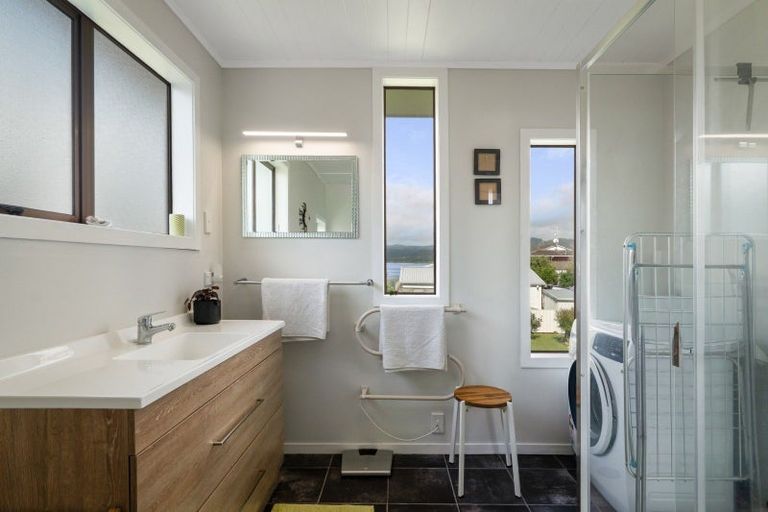 Photo of property in 12 Tatai Road, Bowentown, Katikati, 3177