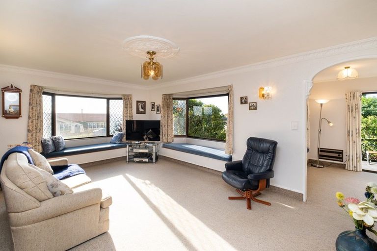 Photo of property in 2 Chestnut Court, Havelock North, 4130