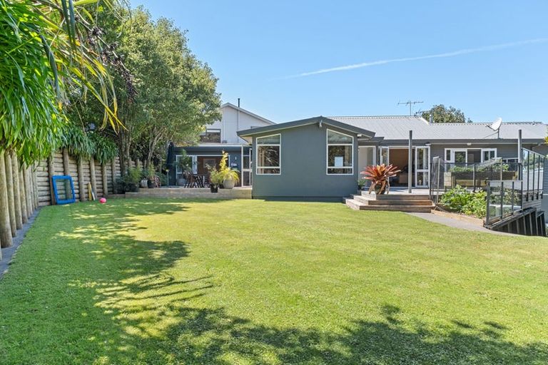 Photo of property in 12a Sycamore Grove, Lower Vogeltown, New Plymouth, 4310