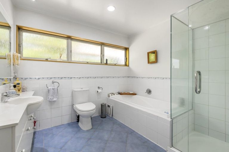 Photo of property in 66 Holland Road, Hillcrest, Auckland, 0627
