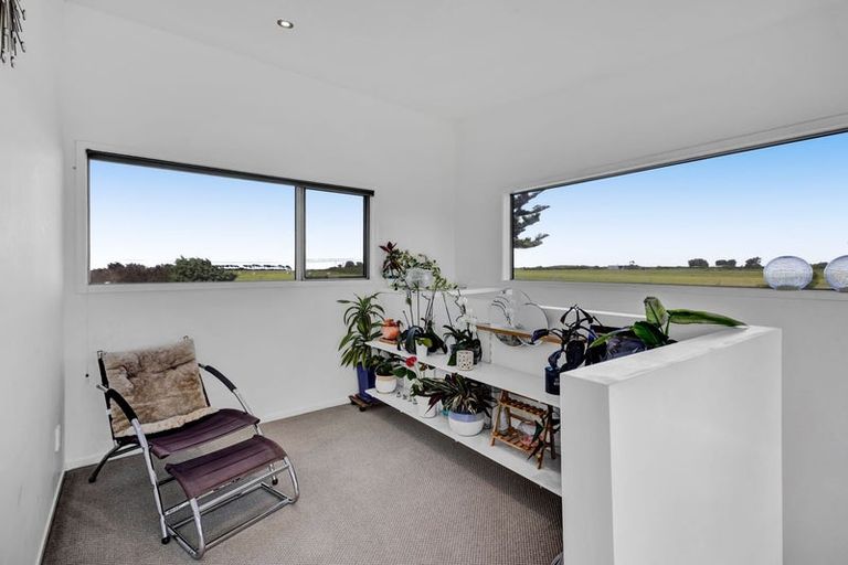 Photo of property in 475 Manawapou Road, Hawera, 4672