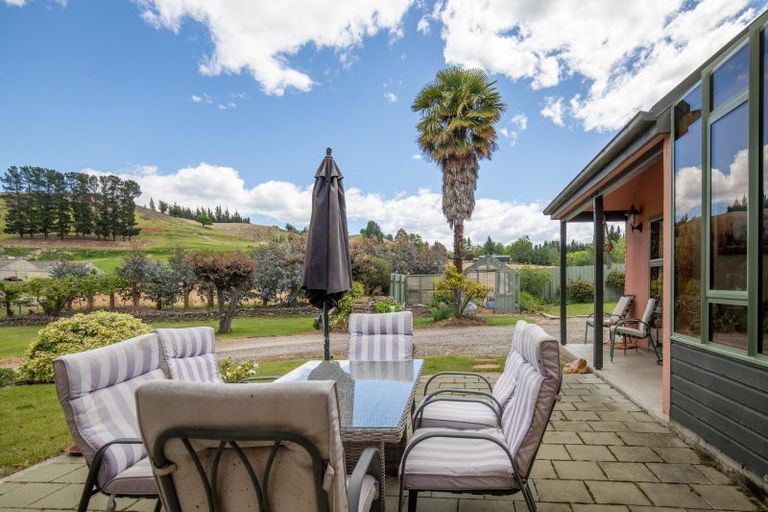 Photo of property in 163 Manuherikia Road, Letts Gully, Alexandra, 9393