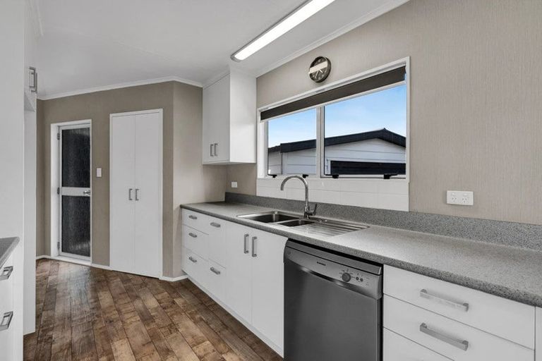 Photo of property in 1 Penrod Drive, Bell Block, New Plymouth, 4312