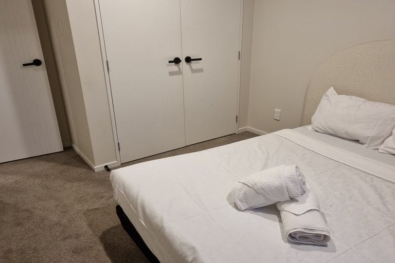 Photo of property in 49b Riverton Drive, Randwick Park, Auckland, 2105