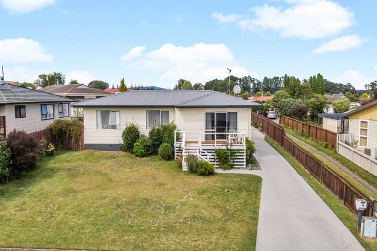 Photo of property in 14 Wairoa Place, Tokoroa, 3420