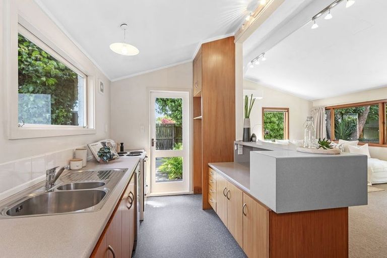 Photo of property in 1/27 Colwyn Street, Bryndwr, Christchurch, 8053