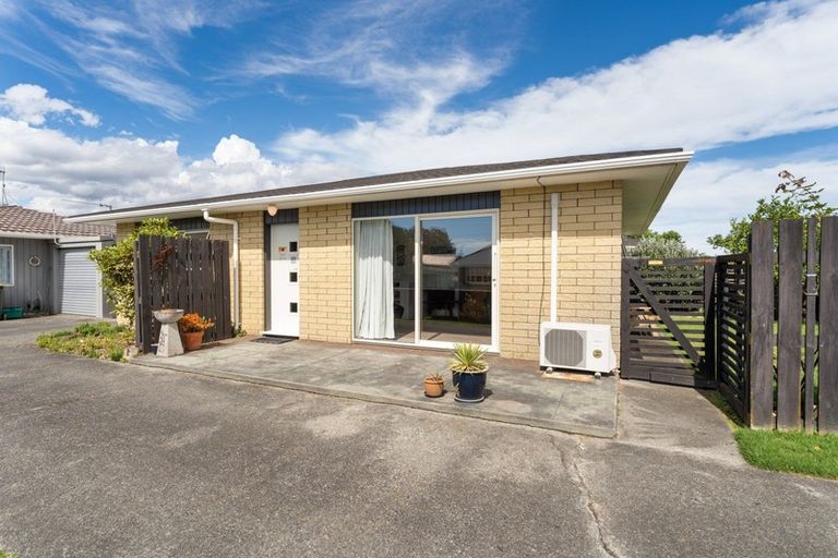 Photo of property in 126a Hillcrest Road, Raumati Beach, Paraparaumu, 5032