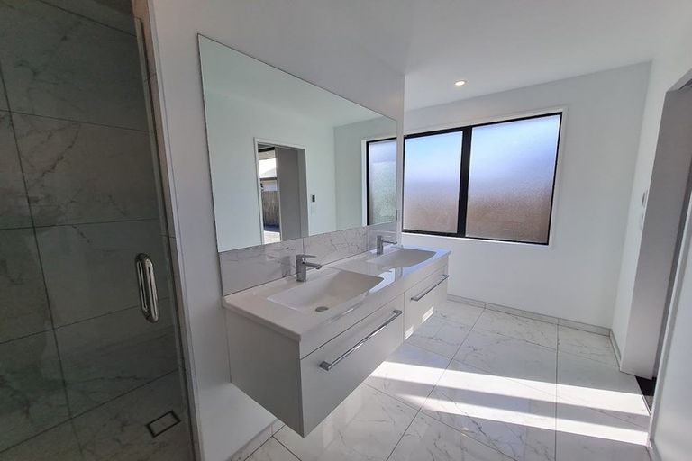 Photo of property in 122 Southfield Drive, Lincoln, 7608