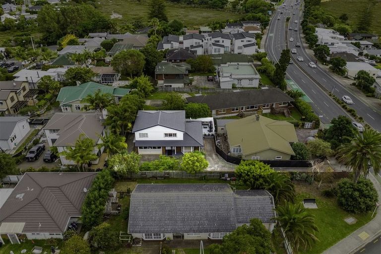 Photo of property in 2/26 Esmonde Road, Takapuna, Auckland, 0622