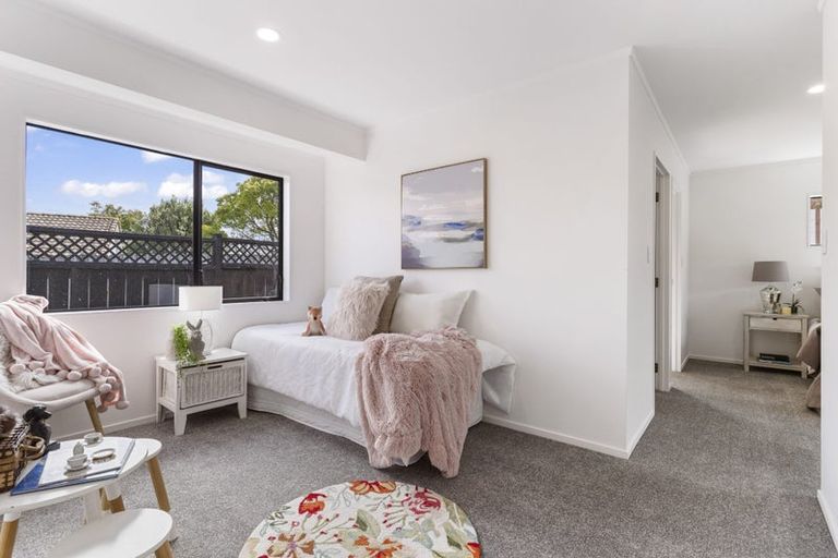 Photo of property in 13 Edendale Road, Somerville, Auckland, 2014