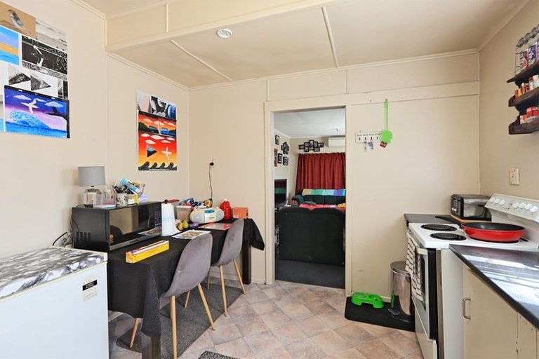 Photo of property in 506a Southampton Street East, Hastings, 4122