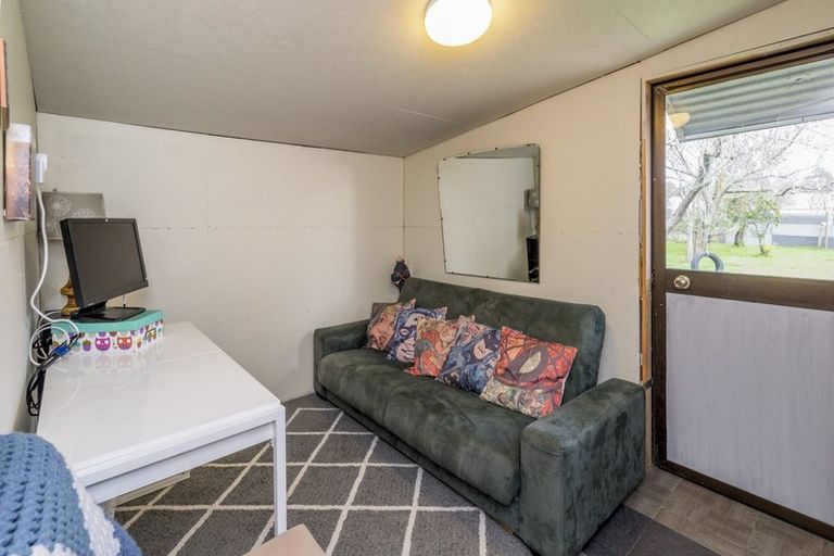 Photo of property in 66 Stout Street, Shannon, 4821