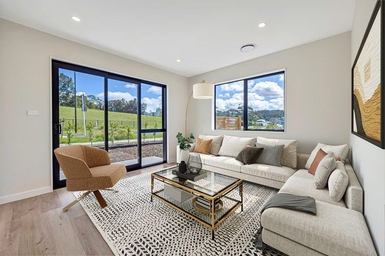 Photo of property in 13 Katote Avenue, Swanson, Auckland, 0614