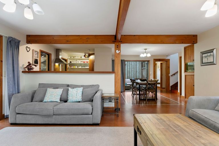 Photo of property in 6 Astelia Way, Waipahihi, Taupo, 3330