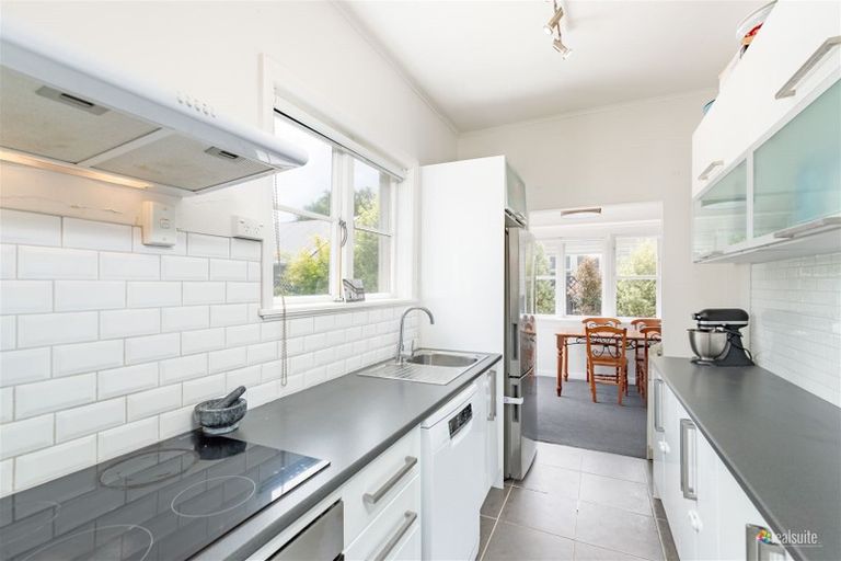Photo of property in 55 Oxford Terrace, Epuni, Lower Hutt, 5011