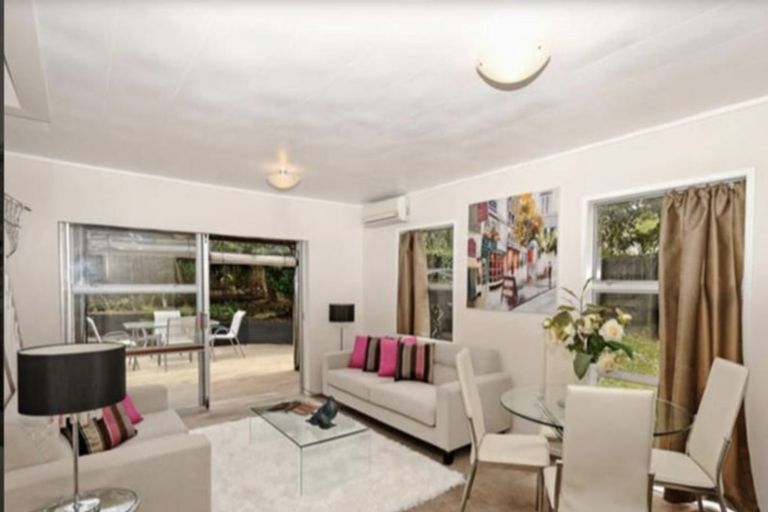 Photo of property in 9/42 Sheridan Drive, New Lynn, Auckland, 0600