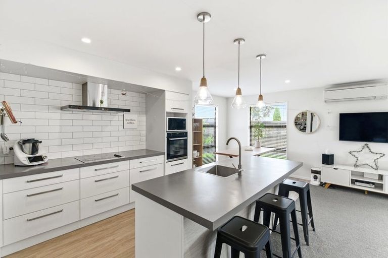 Photo of property in 7 Derek Anderson Place, Halswell, Christchurch, 8025