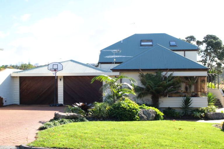 Photo of property in 16 Sea View Terrace, Cockle Bay, Auckland, 2014