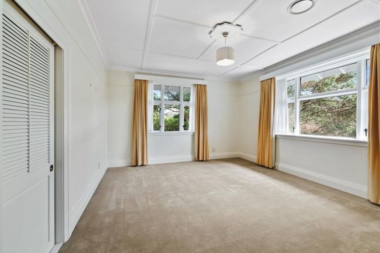 Photo of property in 14 Fancourt Street, Karori, Wellington, 6012