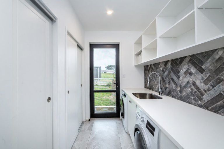 Photo of property in 59 Kahutara Road, Kahutara, 5771