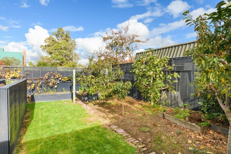 Photo of property in 70 Linton Street, West End, Palmerston North, 4410