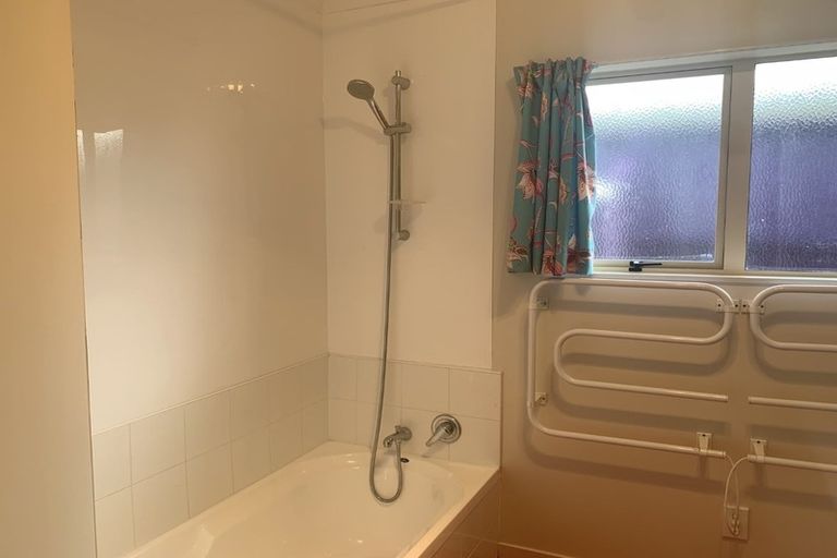 Photo of property in 2 Pohutukawa Way, Gate Pa, Tauranga, 3112