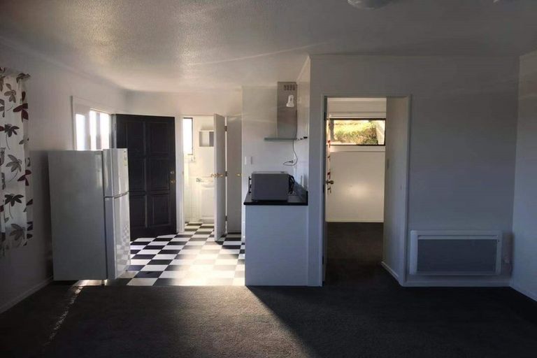 Photo of property in 27b Dominica Crescent, Grenada Village, Wellington, 6037