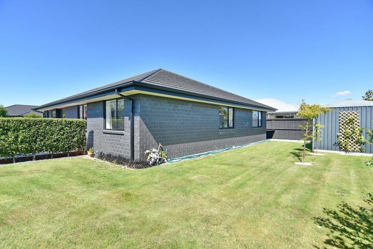 Photo of property in 7 Wearing Place, Kaiapoi, 7630