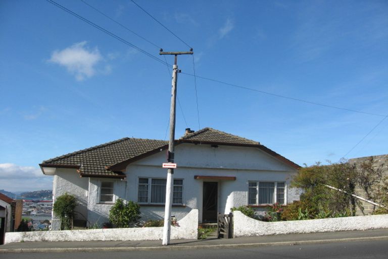 Photo of property in 63 Easther Crescent, Kew, Dunedin, 9012