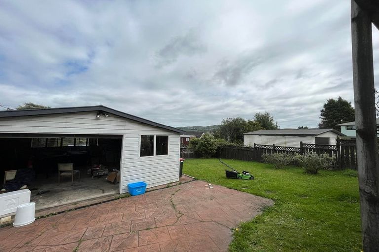 Photo of property in 2/191 Holborn Drive, Stokes Valley, Lower Hutt, 5019