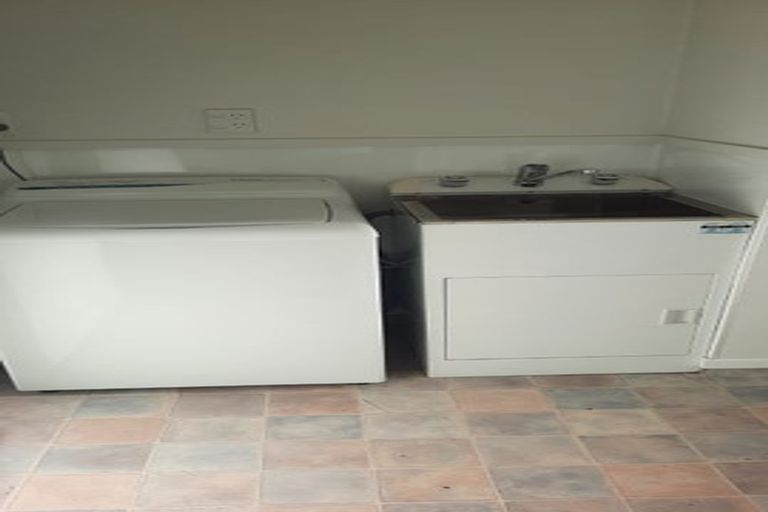 Photo of property in 5/6 Liverpool Street, Hamilton Central, Hamilton, 3204