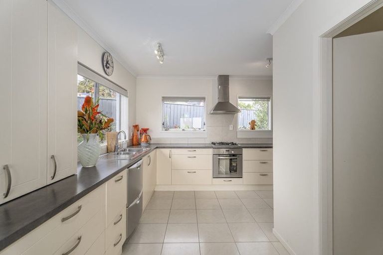 Photo of property in 1 Hillside Lane, Tairua, 3508